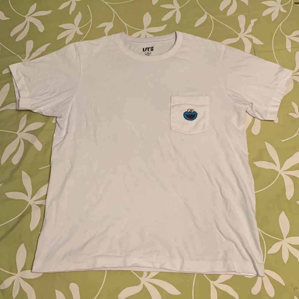 Uniqlo - Shirt ( Cookie Monster )